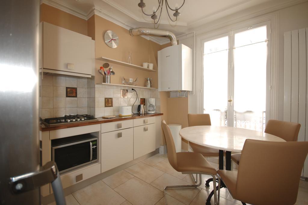 Two-Bedroom Apartment Champs-Elysées Paris Extérieur photo